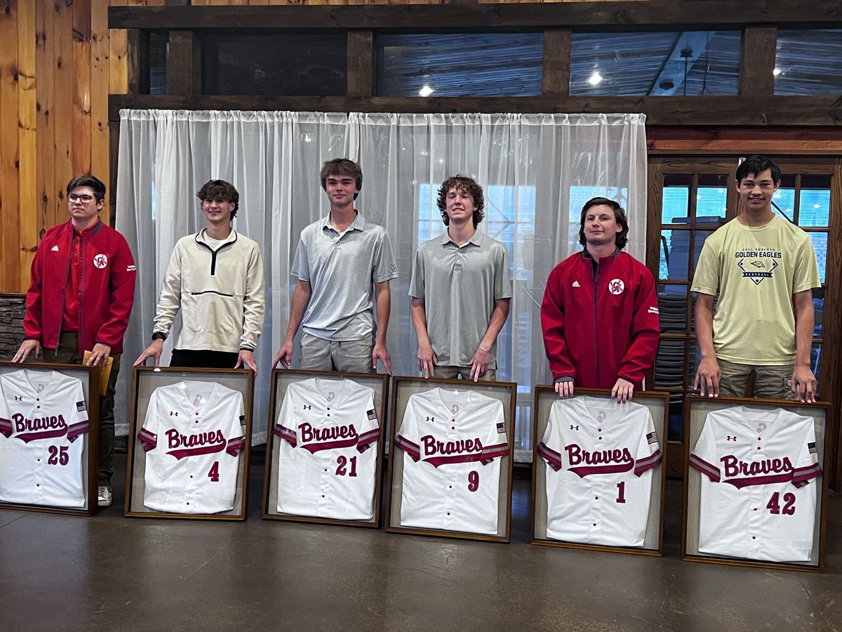 cabaseball1791's tweet photo. Great evening celebrating our varsity &amp; jv seasons last night.  Congrats to these seniors!  Once a Brave….always a Brave! https://t.co/ePKV58LpZT