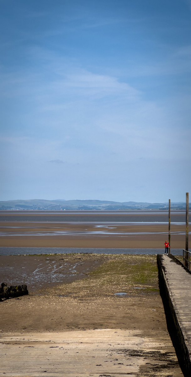 Perfect day for a morning on the beach in Morecambe shooting the summer school workshops for @LancsArc and @LancasterUni