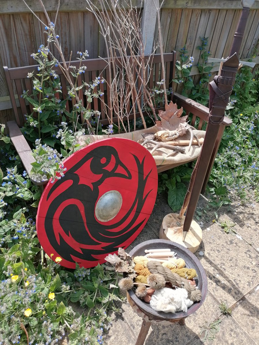swan_actor's tweet photo. New for Summer 2023 - the Wildwood Rebel Collection! Mother Hode coming soon... @tenebroustexts
#naturalwool
#longsword
#naturalwood
#norsepagan
#saxonpagan
#StageProperties
#SetDressing
#SherwodeWillRise
#MotherHode https://t.co/rwU3BsGOKr