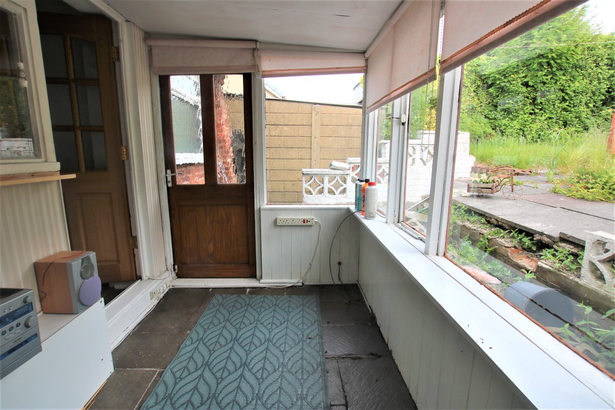 Crown Estate Agents tweet media