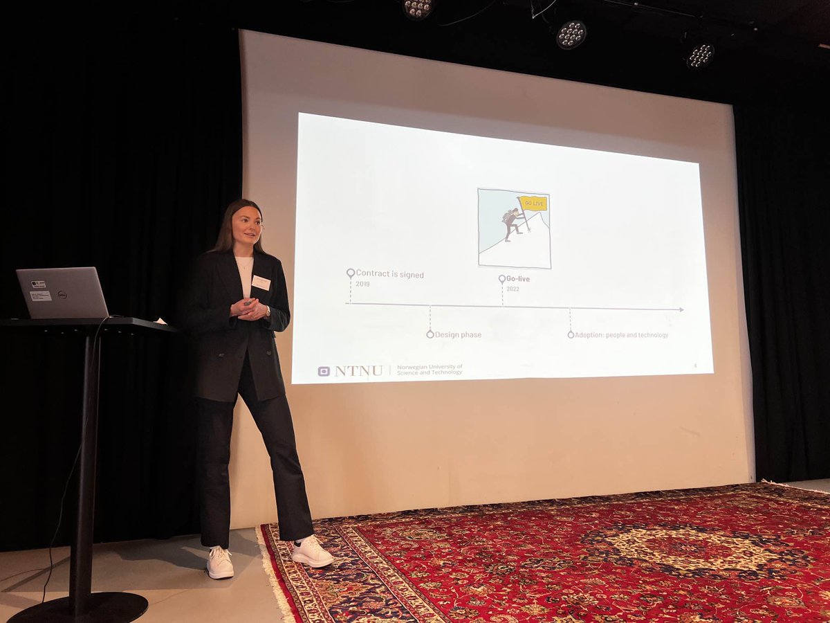 ECSCW's tweet image. Another great paper session at #ECSCW2023: Platform-based collaboration ☀️