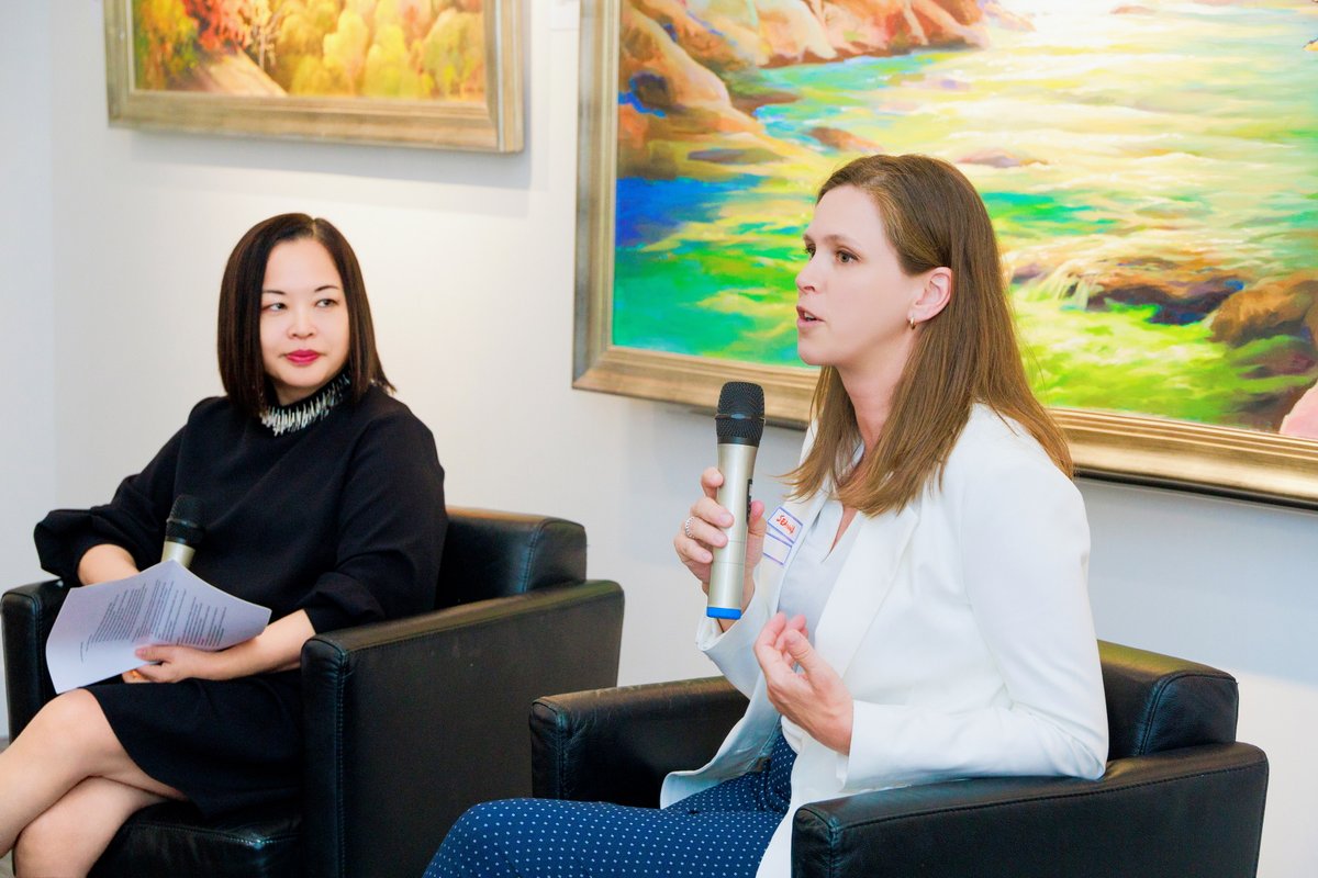 On June 1st, Level5's Hua Yu hosted a #fireside chat with Seanna Millar, CEO &amp; President of North York General Foundation. The event attracted attendees from the Toronto Chinese community who were interested in participating in nonprofit activities.