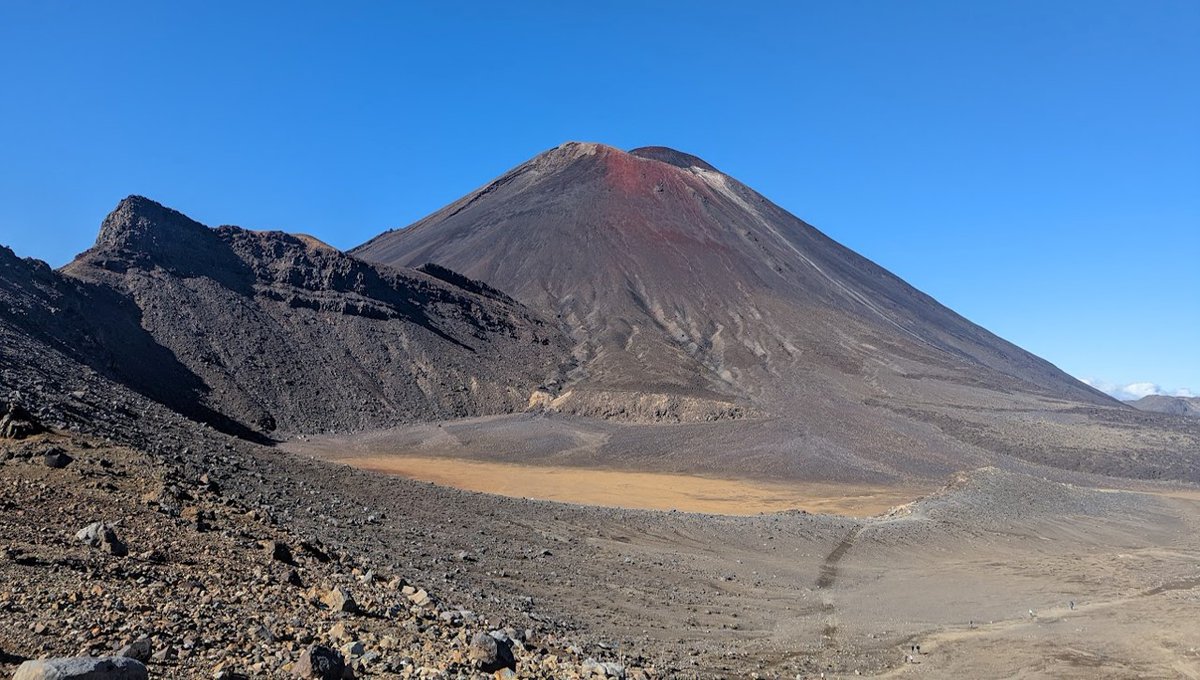Lapworth Museum of Geology (@lapworthmuseum) on Twitter photo Interested in Lord of the Rings AND Geology? Delve into the geology of New Zealand with our Deputy Director at a lunchtime talk with <a href="/winterbournehg/">Winterbourne HG</a> on Tue 13th!
Book tickets here: ow.ly/bE7a50OISCf
@Palaeo_Bham <a href="/unibirmingham/">Uni of Birmingham</a> <a href="/LES_UniBham/">College of Life and Environmental Sciences</a> <a href="/EDACS_UoB/">School of EDACS</a> <a href="/ace_national/">Arts Council England</a> #LotRs Interested in Lord of the Rings AND Geology? Delve into the geology of New Zealand with our Deputy Director at a lunchtime talk with <a href="/winterbournehg/">Winterbourne HG</a> on Tue 13th!
Book tickets here: ow.ly/bE7a50OISCf
@Palaeo_Bham <a href="/unibirmingham/">Uni of Birmingham</a> <a href="/LES_UniBham/">College of Life and Environmental Sciences</a> <a href="/EDACS_UoB/">School of EDACS</a> <a href="/ace_national/">Arts Council England</a> #LotRs