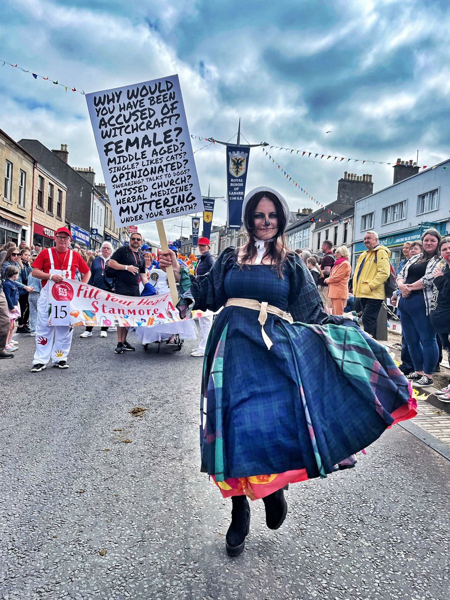 Bringing the names of the 11 accused witches back to Lanark. Happy Lanimers! @witchesofscotl1