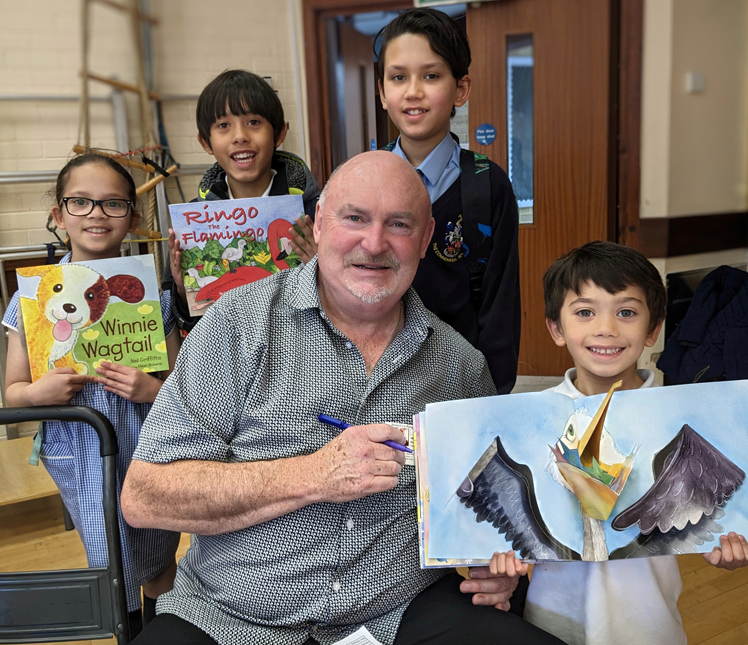 Author #NeilGriffiths had a great time at #RobertLeKyngPrimarySchool yesterday. Part of the @bluekitetrust in Swindon. Hope you all had as much fun as he did! 😀