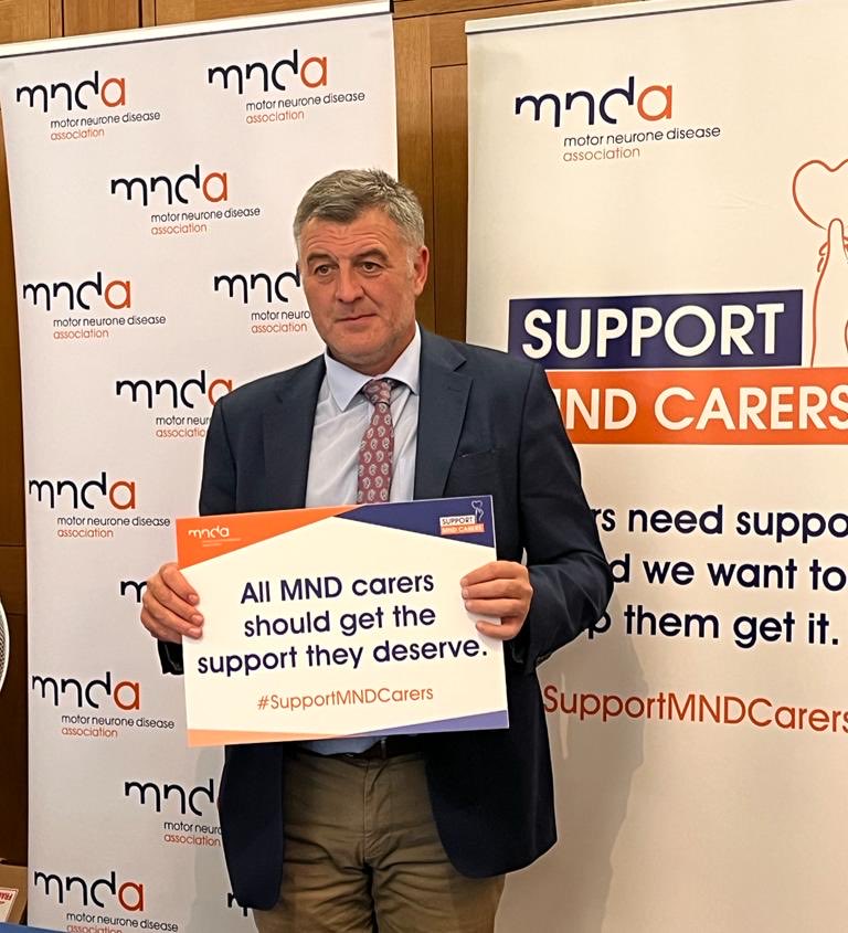 Just 25% of carers of people with MND have had a carer's assessment. 

I met @mndcampaigns this week in Parliament to learn more about their incredibly important campaign to get the Government to increase access to carer's assessments. You have my full support. #SupportMNDCarers