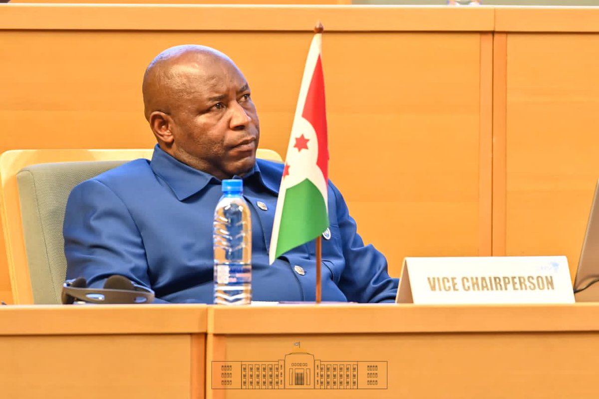 MagazineJimbere's tweet photo. 👏🏾🇧🇮 Le Président @GeneralNeva élu vice-président du @comesa_lusaka ce 08/06/2023, lors du #COMESASummit2023 qui se déroule à #Lusaka en #Zambia

🔜 Au cours de ce Sommet, il a également été décidé que le prochain Sommet des Chefs d’État et de Gouvernement du #COMESA se tiendra au #Burundi

#Diplomatie