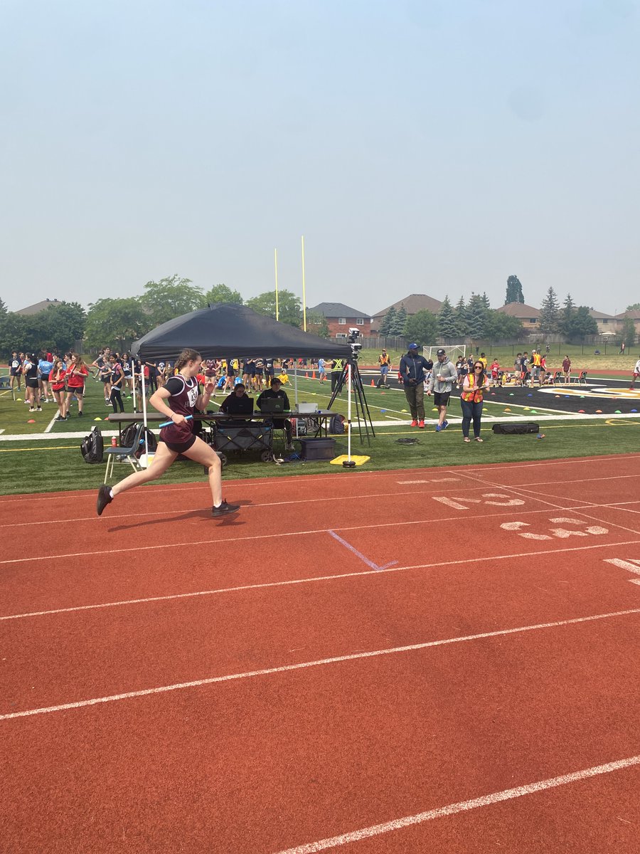 MissR_Classroom's tweet photo. @HolyFamilyHCDSB students in action! We are so proud of their determination 🌟 It was incredible to watch 🤩😎 https://t.co/FwvrtL2YCv