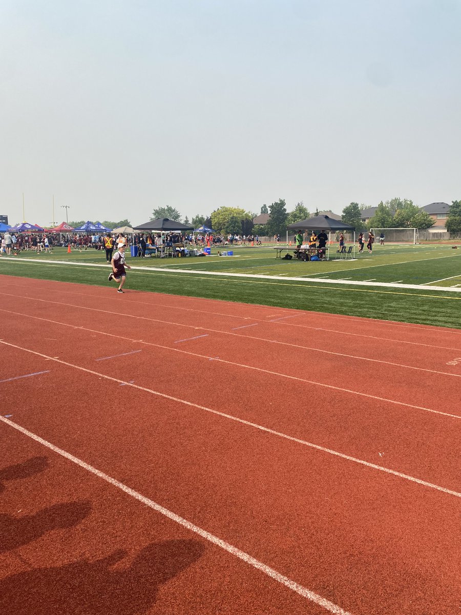 MissR_Classroom's tweet photo. @HolyFamilyHCDSB students in action! We are so proud of their determination 🌟 It was incredible to watch 🤩😎 https://t.co/FwvrtL2YCv