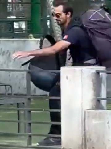 If this man wasn't there, things could have been much worse. Thank you, sir. #Annecy