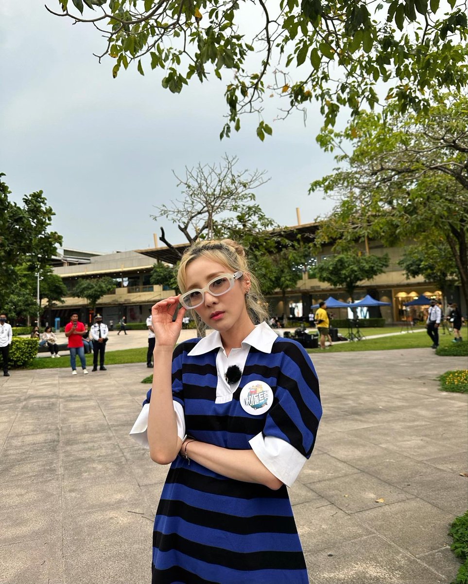 krungy21's tweet photo. Clark photo dump 🌴
Sobrang nakakagulat at nakakaflatter na hanggang ngayon, kilalang kilala pa ako ng mag Pinoy. Maraming salamat sa love &amp; support nyo sakin~!!! 😀🙏🏻 mahal ko kayo~!!! Forever~!!! 🇵🇭♥️ https://t.co/ATnRPrYgzs