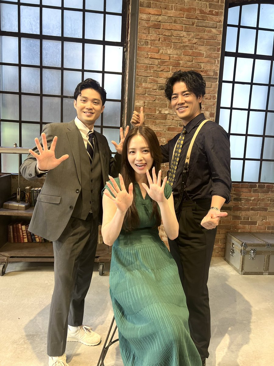 #ケイジとケンジ時々ハンジ
ただいま最終回オンエア中‼️🫶🏻💞

3人の掛け合い、
ドキドキハラハラしましたね😭
電話のところ‼️怖すぎる‼️

#桐谷健太 #磯村勇斗 #横田真悠
#シリアスシーンからの
#お茶目オフショット
#かわゆい3人