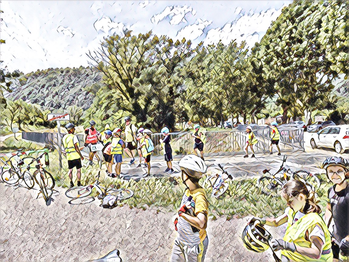 Sortie vélo suite : on admire des carpes à Glun 😉🤩
#SRAV