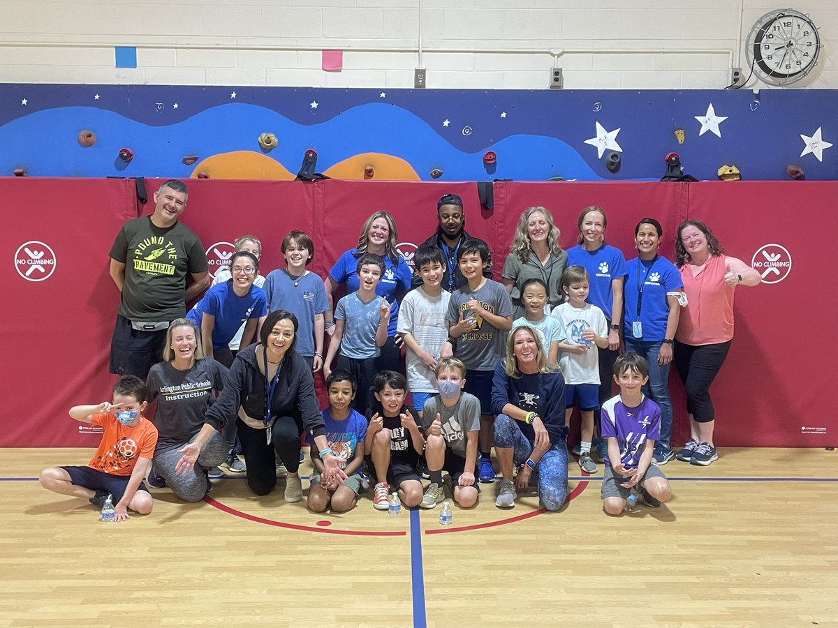 Innovation_APS's tweet photo. If you can dodge a teacher β¦ you can dodge a ball. #auctionitem @innovationpta @AnnaDSel @MrsPeters_APS @Mrs_White_APS @MrsCongableAPS @ERudzewicz https://t.co/YnvkLzJrS2
