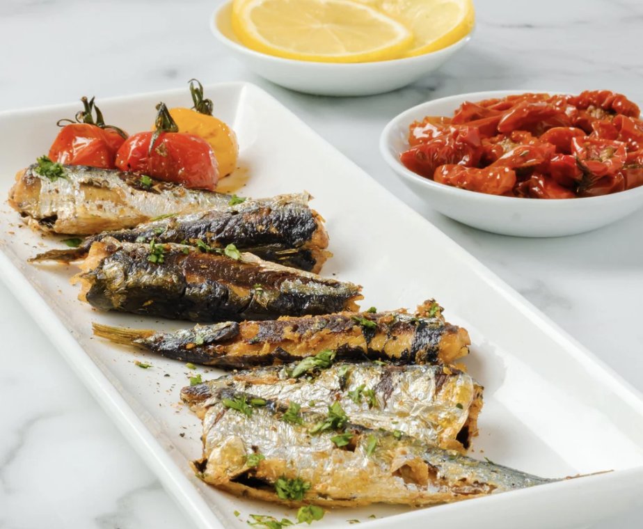 Sardines & Anchovies are the ULTIMATE healthy snack. Here are 6 reasons why Thread from