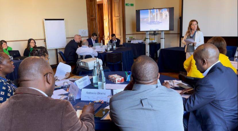PaulaGaviriaB's tweet photo. It is a privilege to gather with government officials from nine countries for the first Cross-Regional Forum on Implementing Laws and Policies on Internal Displacement @IIHL_Sanremo with @Refugees. There are unique benefits when States learn from each other. https://t.co/zQQQDUdUan