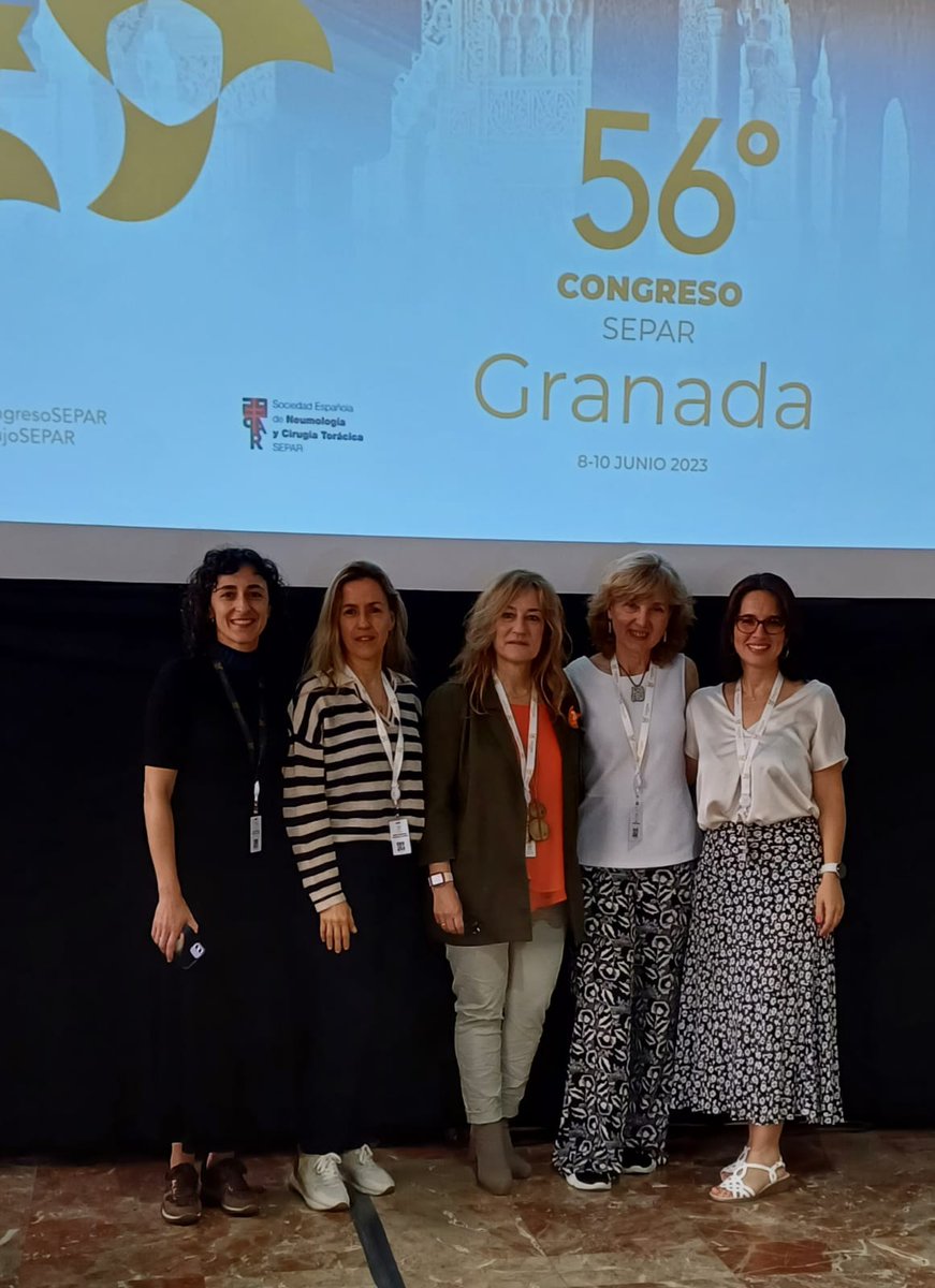 La Dra Mañas <a href="/BaenaManas/">Eva Mañas Baena</a> en el curso de actualización en técnicas de diagnóstico y monitorización en #sueño y #VNI en el #56congresoSEPAR. Enhorabuena también a la Dra Cano <a href="/cano_pumarega/">Irene Cano</a> coordinadora del aérea de <a href="/SeparRespira/">SeparRespira</a> y de nuestra unidad de sueño del 🏥
