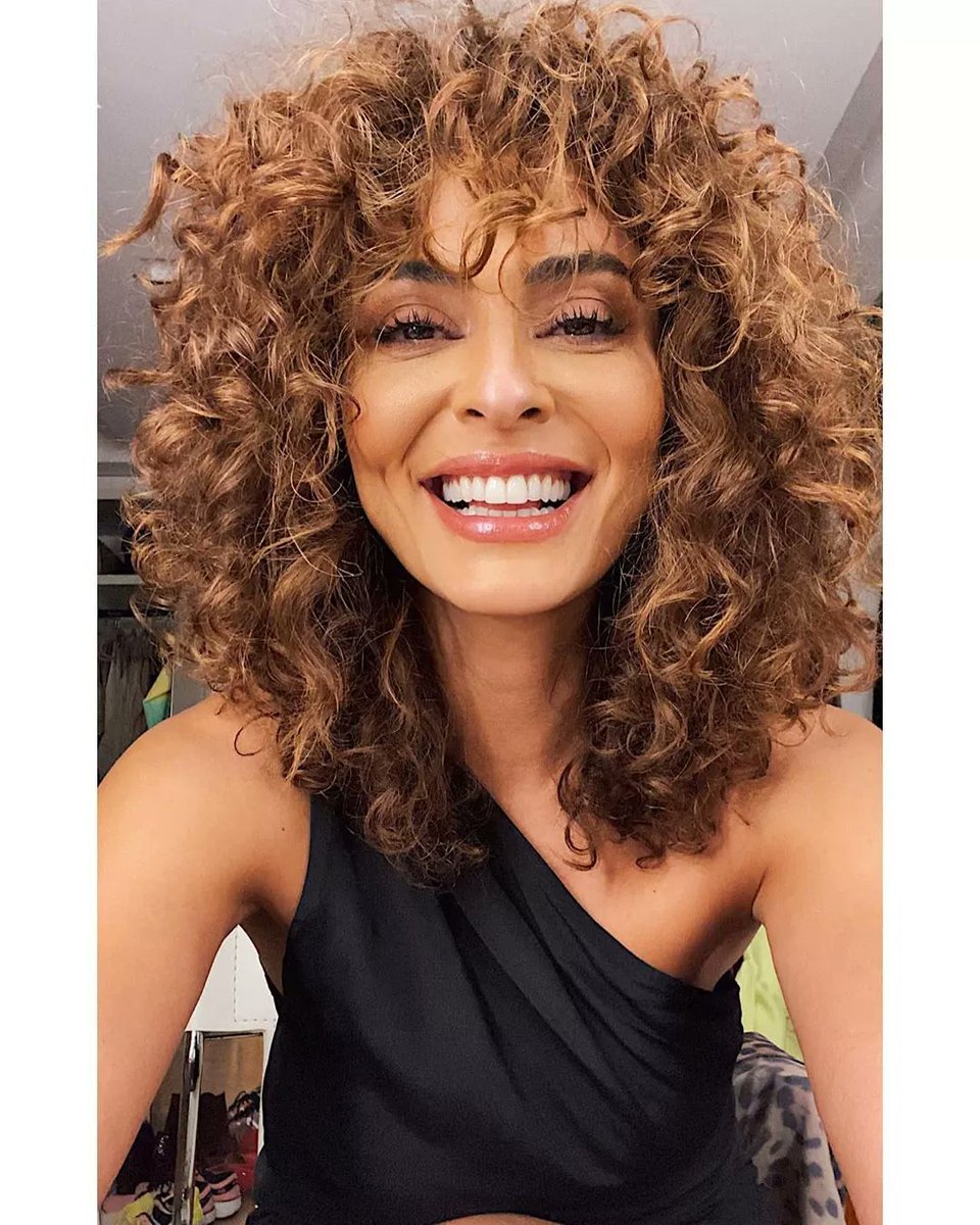sitevipei's tweet photo. Raízes! De Juliana Paes a Domitila Barros, confira famosas que assumiram cabelos cacheados
É um monte de famoso se exibindo ao natural e orgulhoso das madeixas volumosas I #vipei
🔗https://t.co/AFJGs5q7TR https://t.co/LI5iL2CMuj