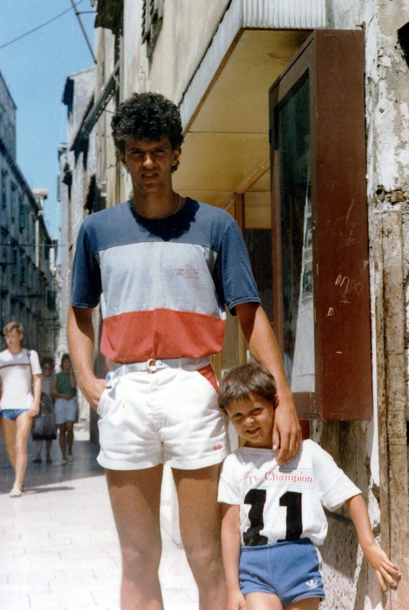 @petrov_aco Ja i Dražen u Šibeniku 7.8.1986. ❤️