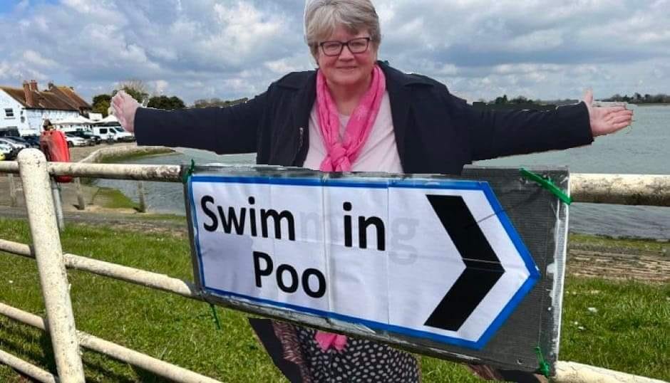 #profitingfrompollution Our despicable environmental minister, spouting lies at Cornwall Show today, doesn't give a damn for the rivers and the seas,isn't that the Environment???