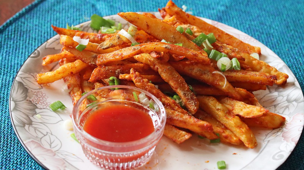 Crunchy, spicy, and absolutely irresistible! These Air Fryer Masala Fries are the ultimate snack to satisfy your munchies. Give them a try and thank me later! #SnackTimeBliss #FoodHeaven
Here's the recipe link:
topairfryerrecipes.com/air-fryer-masa…