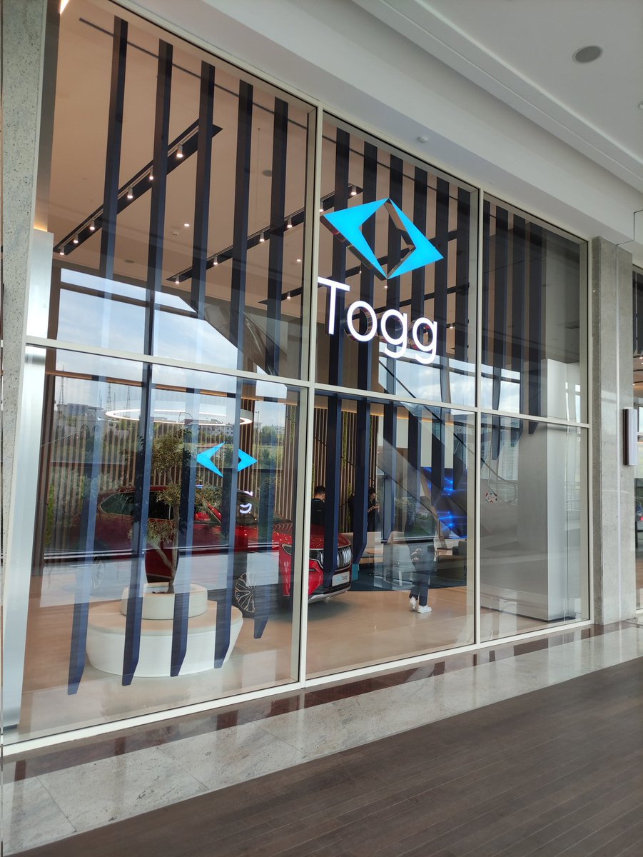 Şuna yapılan yatırım ve harcanan emeğin binde biri bisiklet ve güvenli bisiklet yollarına yapılsaydı şimdi bambaşka şehirlerde, mutlu hayatlar yaşıyor olabilirdik🤔