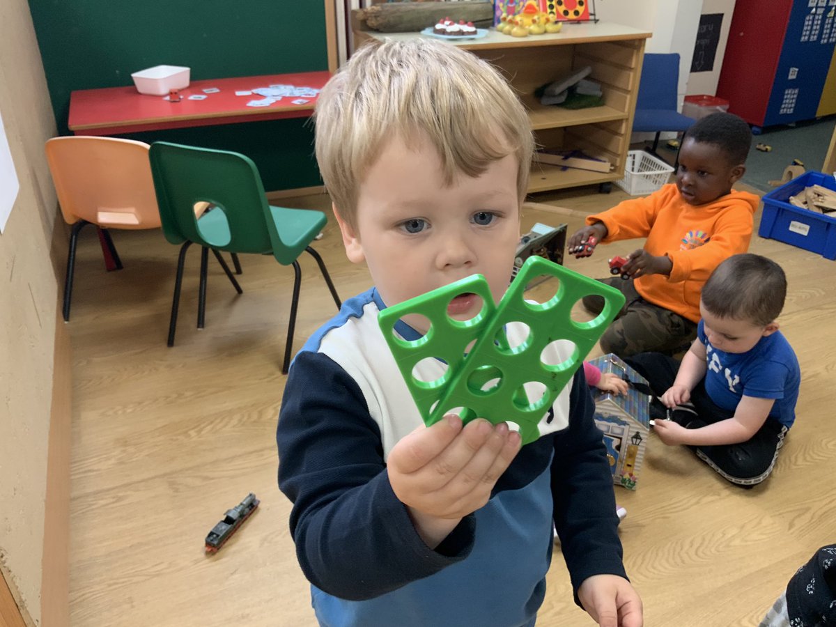 RDPSNursery's tweet image. “Same” “not same” exploration using numicon in Afternoon Nursery 
#RDPSNursery #EarlyMaths #Numicon