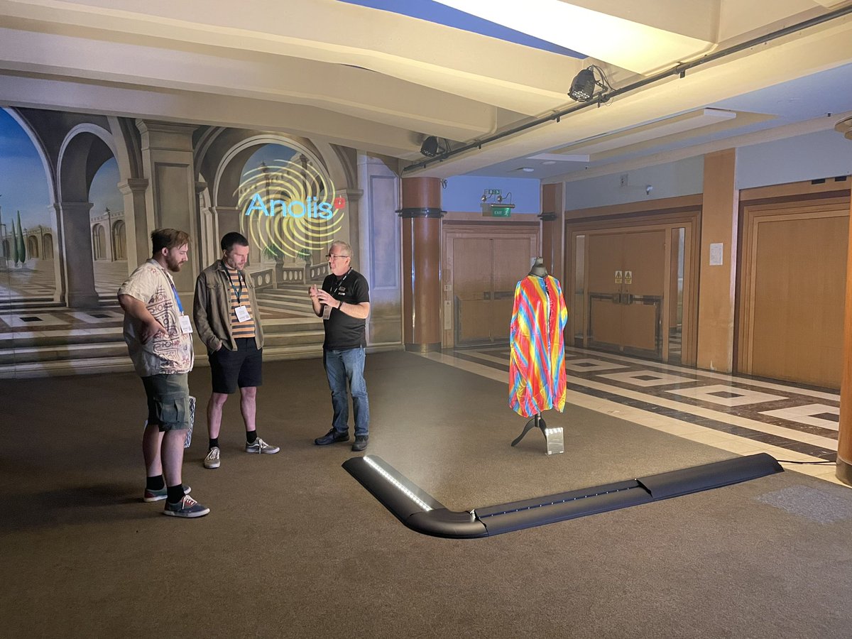 RobeAroundTheUK's tweet image. There’s still time to swing by and see us at @theabtt theatre show - Stand A60. Show open until 5pm. Demos and #RoboSpot taster sessions running to the end of the day in the Palace Suite. 

#robelighting #robearoundtheuk #ABTTTheatreShow