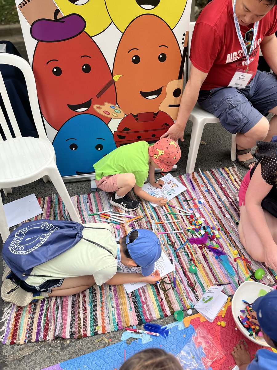 I really felt like I found my people at the #UOfTReunion - they were mostly between the ages of 5-7. Creating from the heart was a beautiful thing to be a part of. Thank you @OISEUofT for including @CaptainsPoets in your day. #DiversityandInclusion thru #storytelling ❤️