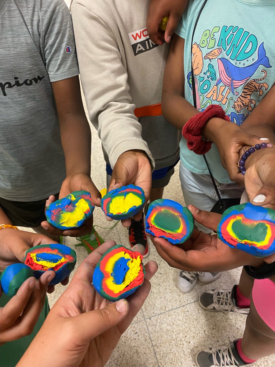 @skilestestelementary we are working cooperatively on Math skills and learning about the layers of the earth!  Learning is fun!!! 🥇👏😃⁦<a href="/ltgoodnews/">LT Schools</a>⁩