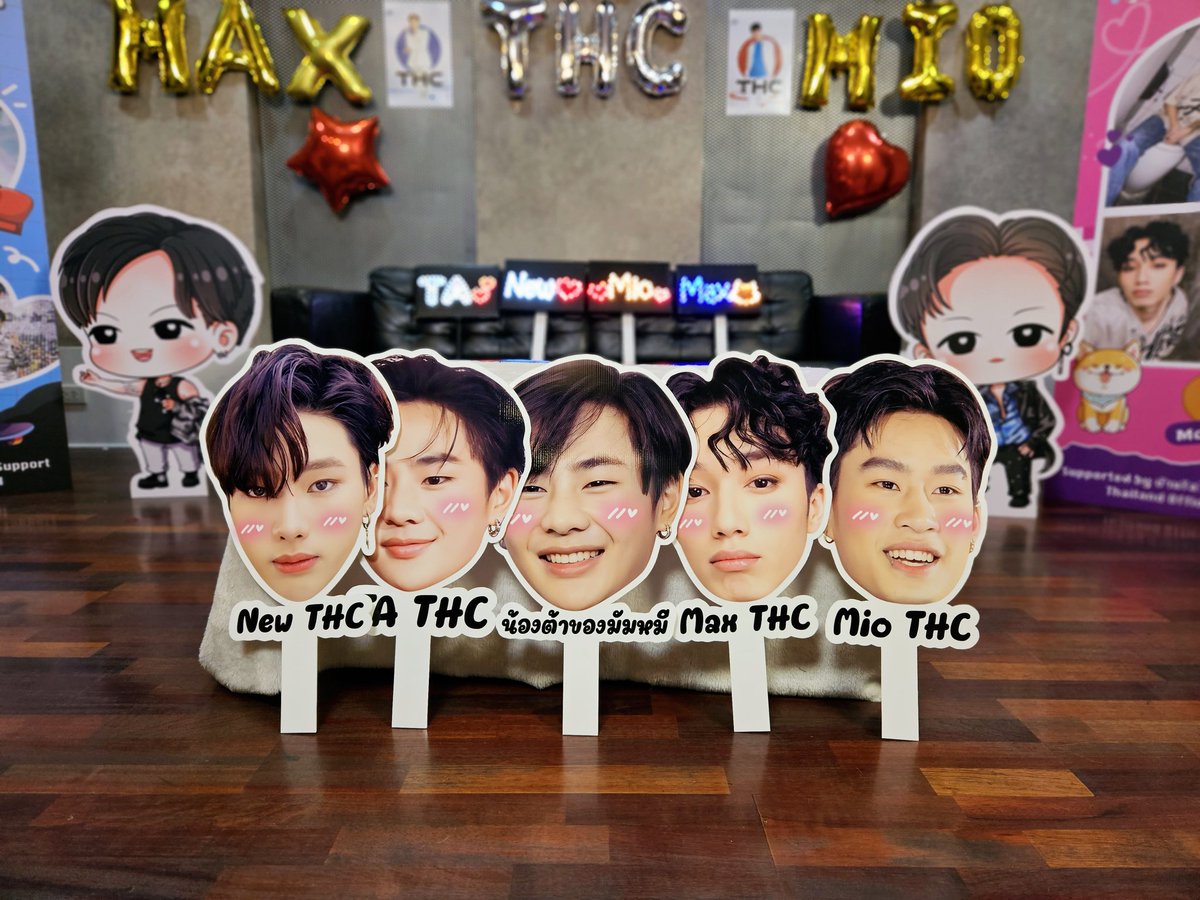 EFM_STATION's tweet photo. ต้อนรับ "แม็กซ์-ต้า-มีโอ-นิว" สู่รายการ #EFMFANDOMLIVE

#THCxFandomliveEP1 https://t.co/WMUQgFKec5
