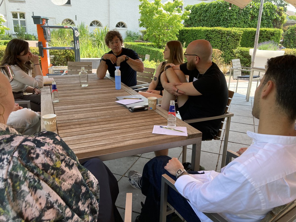 Meeting the experts in smaller groups at the NSMD annual conference… outside naturally, we’re near Maastricht and the sun is shining!