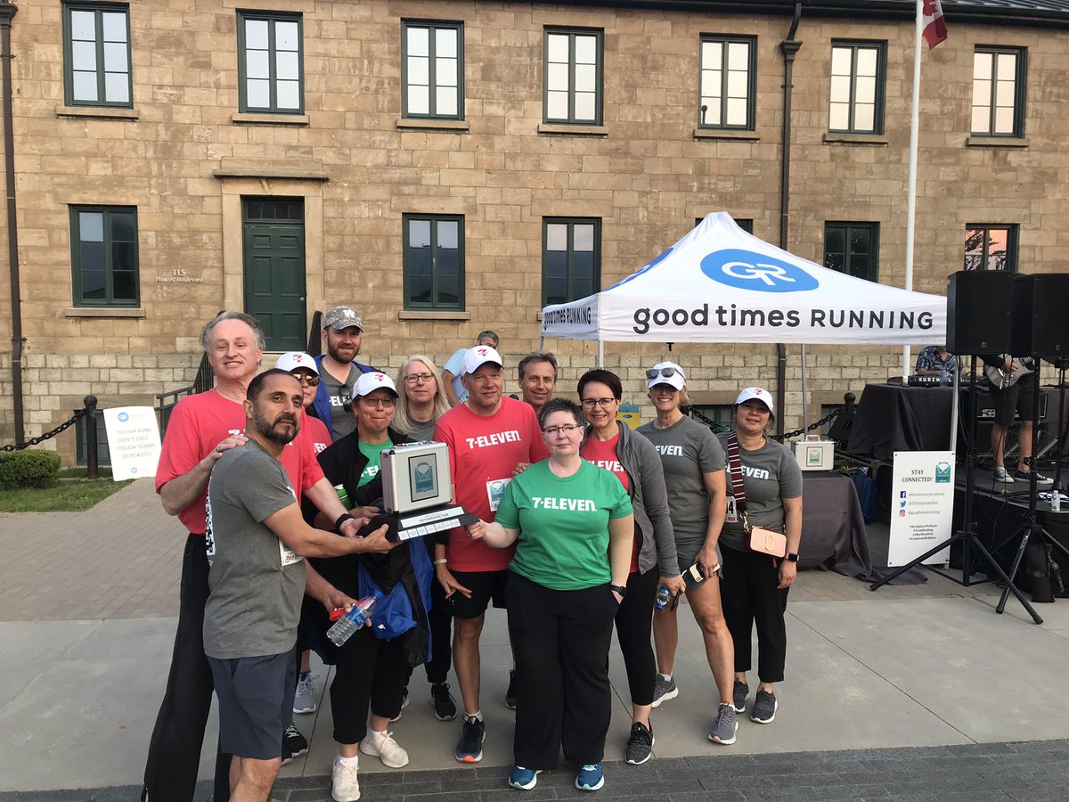 TOCorporateRun's tweet photo. Pictures are worth a thousand words right! #thursdaymorning #ThursdayThoughts #goodtimesrunning https://t.co/mq9d69d0LD