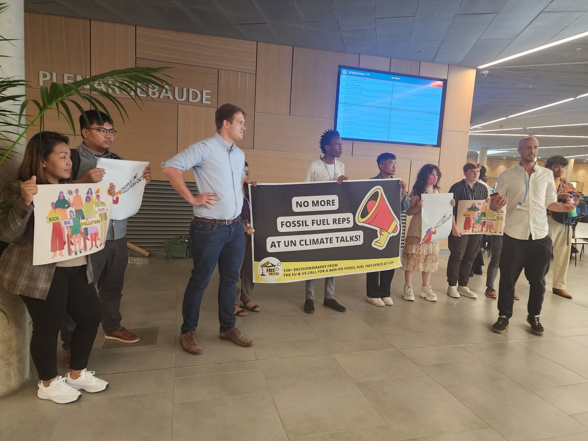 gcdcj's tweet image. Happening Now! Civil society is calling out global North for siding with Big Polluters at #SB58. Global North governments and their #fossilfuel corporations keep blocking progress on a conflict of interest policy. #Polluters Out, Peoples In!
#KickBigPolutersOut