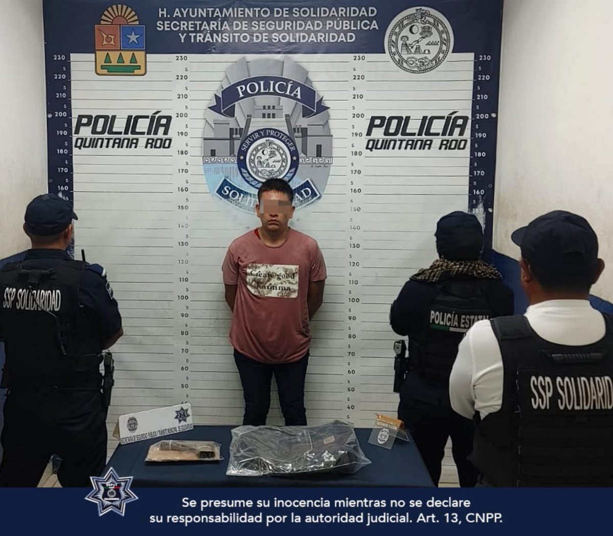 SSC_PDC's tweet photo. Una persona asegurada en posesión de un arma de fuego fue el resultado del operativo de búsqueda implementado por la Policía Municipal de Solidaridad tras el reporte de detonaciónes en la Quinta Avenida.

https://t.co/wHHmYwhOW5 https://t.co/z4LO7BlP8P