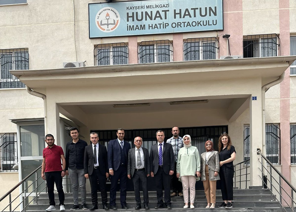 MelikgaziMEM's tweet photo. Hunat Hatun İmam Hatip Ortaokulunun yürüttüğü TS ISO 9001 Kalite Yönetim Sistemi için Bakanlık Tetkikçilerinin gerçekleştirdiği Baş tetkiki başarılı şekilde tamamlayarak kalite belgesini almaya hak kazandı.Okulumuzu ve çalışanlarını başarısından dolayı kutluyoruz
@KayseriMEM_ISGB https://t.co/NcxCYCtgJX