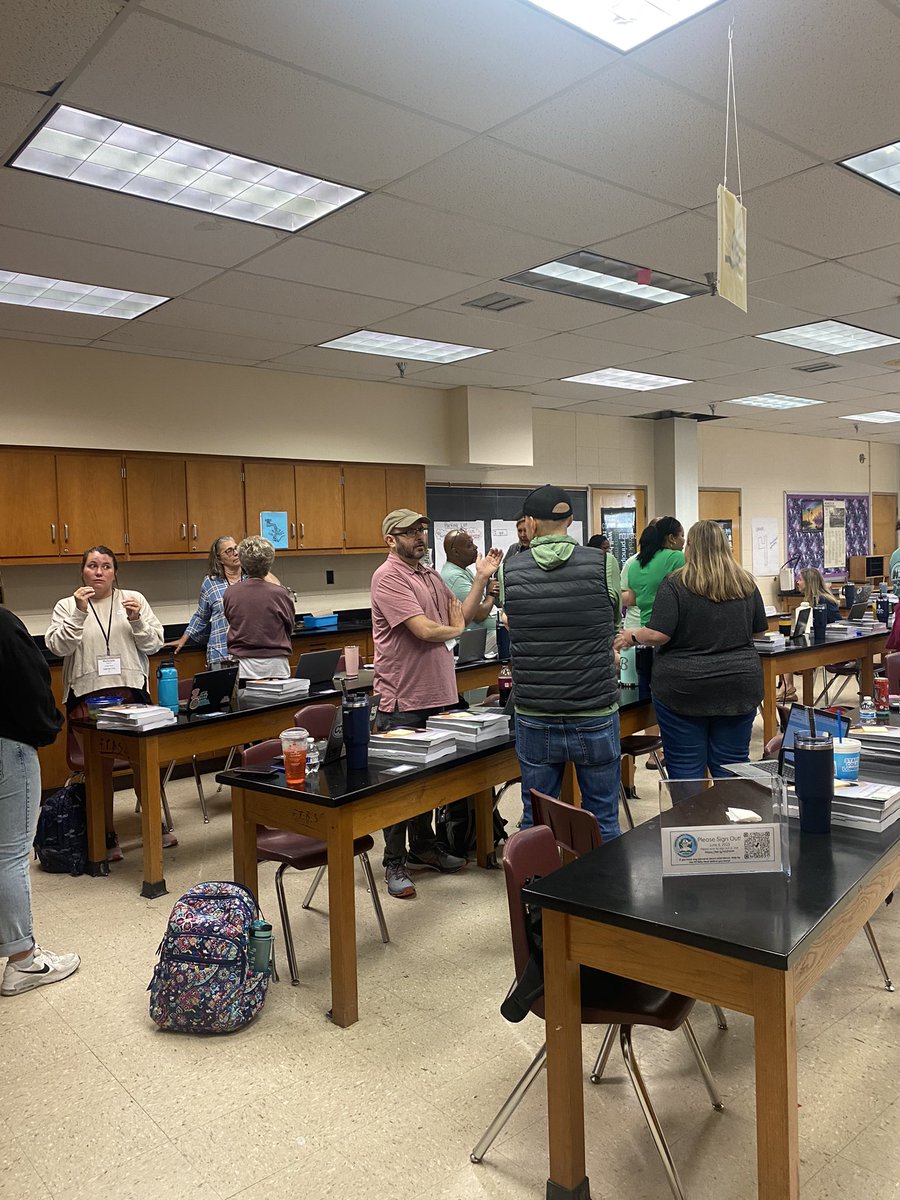 SandyDearborn's tweet photo. Cohort #2 has successfully kicked off at Atherton!! @ELeducation 
Digging into the curriculum to impact instruction takes true dedication and these amazing teachers are all in!!
@JCPS_CAO @JcpsElemEla @MrsShaunaEvans https://t.co/UV8rv9wUzx