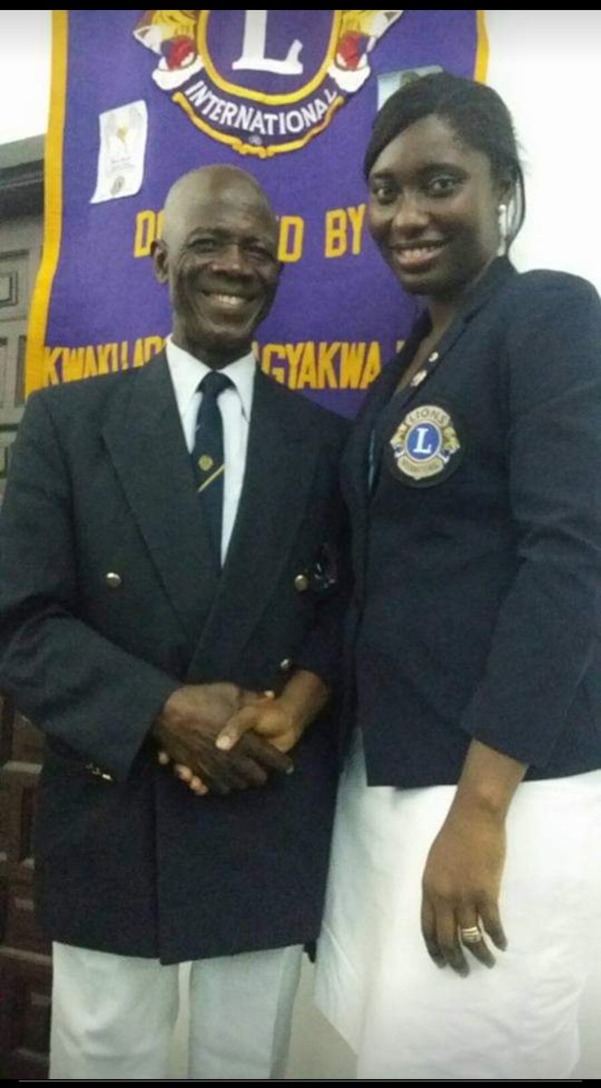 Mama4Rey's tweet photo. #GoldenThrowBack
#AccraGoldenLionsClub
#WeServe https://t.co/7yzsjtXhZt