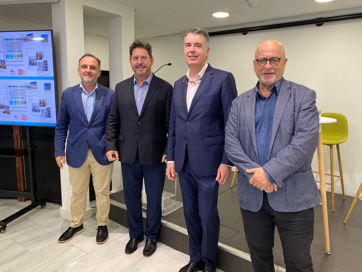 jmguimerans's tweet image. Ha llegado un pelín tarde 😉 y casi se pierde la foto, pero contar en la presentación de @shootinglm en @cbamadrid, con #BrendanFitzgerald #SVPIntlCoproductions de @SonyPicturesENT  #Embajador de @SpainFilm, junto a @AlbertoAlonsoR @feriavalladolid y @CRosadoC ... ¡lujazo! Thanks