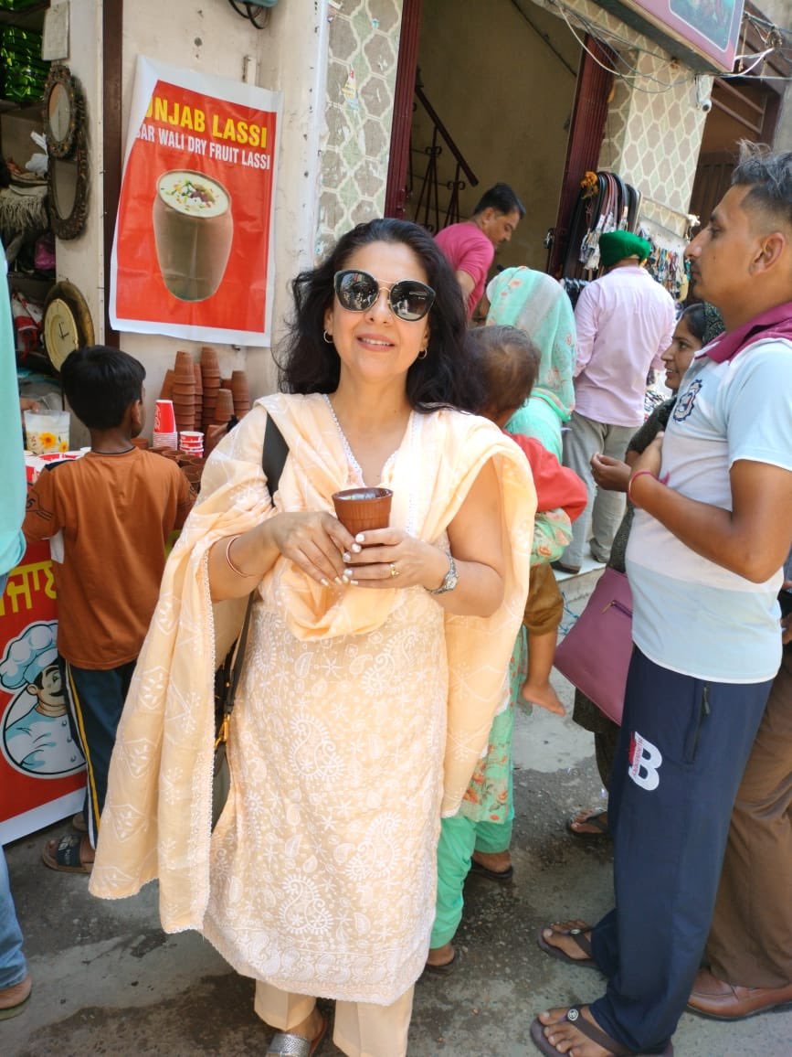 kavitaashok1969's tweet image. Talk of replacing #Singleuseplastic #plasticcups ! Amritsar still uses kulhad for its lassi !