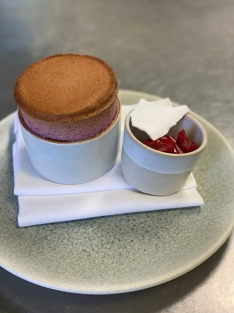 Buckland Manor tweet media