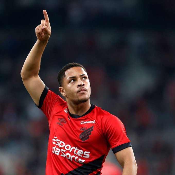 ComandoCule1899 tweet media