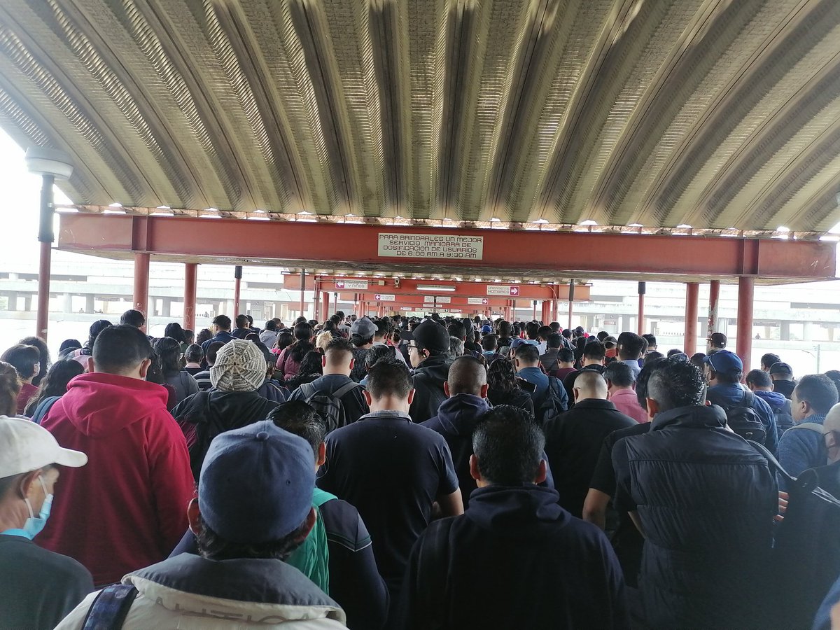 conganasdmorirm's tweet photo. @MetroCDMX La paz en estos momentos. https://t.co/mjNY5g9E3j