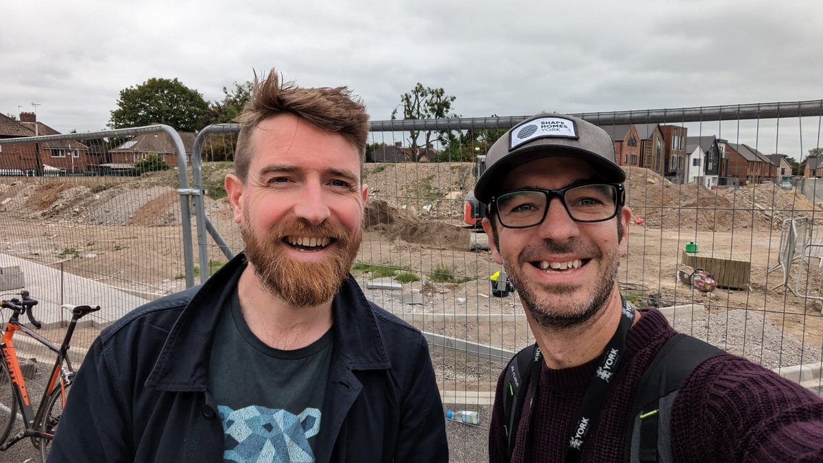 Yorspace's tweet photo. Good to be onsite at Lowfield Green with @Northpowergrid and @CityofYork this week..

Things edging closer to a start onsite with plans being made for bringing power onsite for our people powered homes for @loficoho!

#peoplepowered #community #housing #startonsite #york https://t.co/aDdl2vEXHv