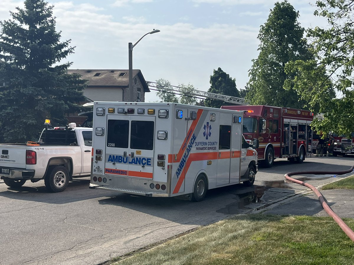 #DufferinOPP is currently on scene a house fire in the area of Still CRT & Passmore AVE @orangevilleont. Three parties have been transported to hospital. Please avoid the area. Updates will be provided when available.@DufferinCounty @DufferinMedics @OrangevilleFire. ^af