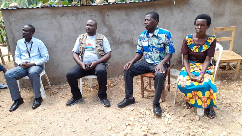 WVRwanda's tweet photo. Florence, shares her testimony with the #GESILearningForum participants @GakenkeDistr; "Our daughter was surprised to see her father not going to drink for 3 consecutive days."
@WVRwanda’s Celebrating Families’ model is restoring  peace &amp; harmony among families.
#GenderEquality https://t.co/hxcTcFVln6