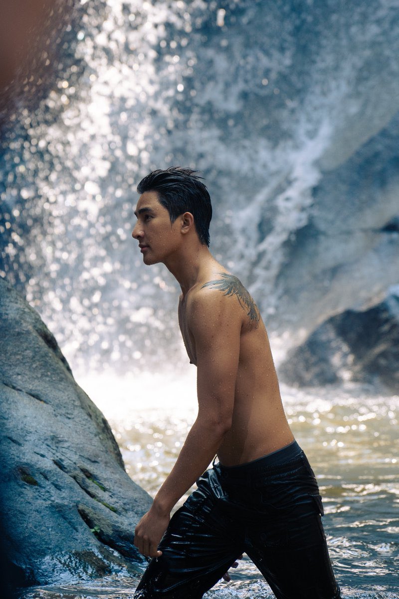 OurSkyy2TH's tweet photo. น้ำตกนี้มีความทรงจำหวานเจี๊ยบบบบบบบบ 
#OurSkyyx1000Stars 
#GMMTV
@Earth_Pirapat @wixxiws https://t.co/2GnEfUhq38