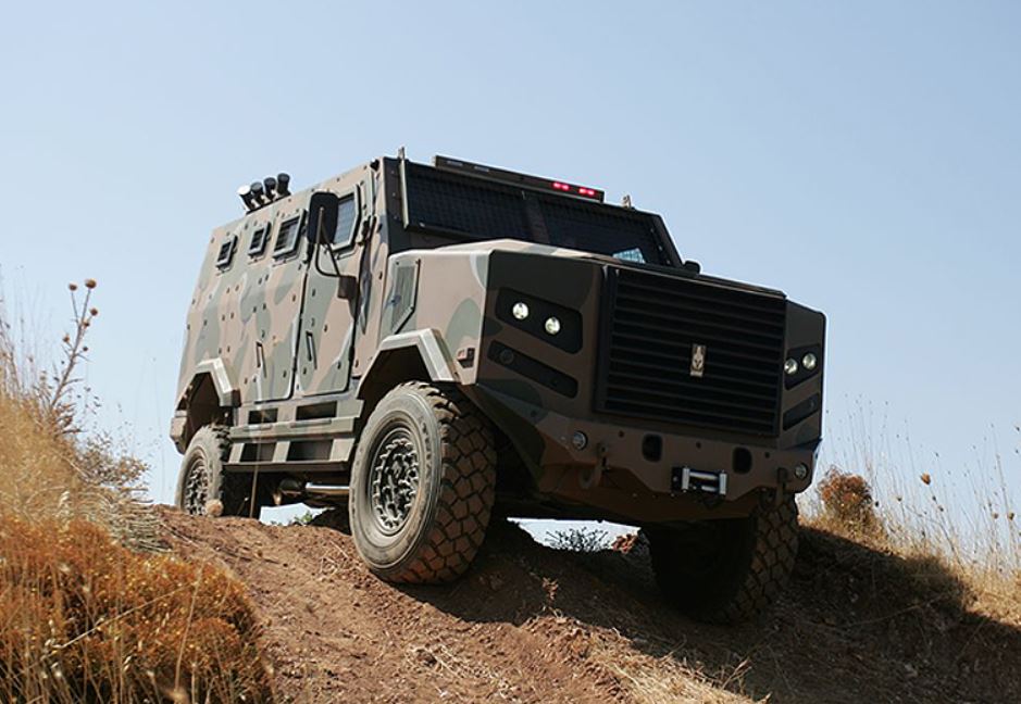 coltm4a1gr's tweet image. 🇬🇷/🇮🇱 #Hoplite και #TopLite, παρόμοια ονόματα και ιδανικός συνδυασμός.

Ένα υψηλής ευκινησίας όχημα εξοπλισμένο με ένα υπερσύγχρονο σύστημα επιτήρησης και στοχοποίησης -&amp;gt; ένα σημαντικό asset για τον ΕΣ με τίμιο βιομηχανικό υπόβαθρο.