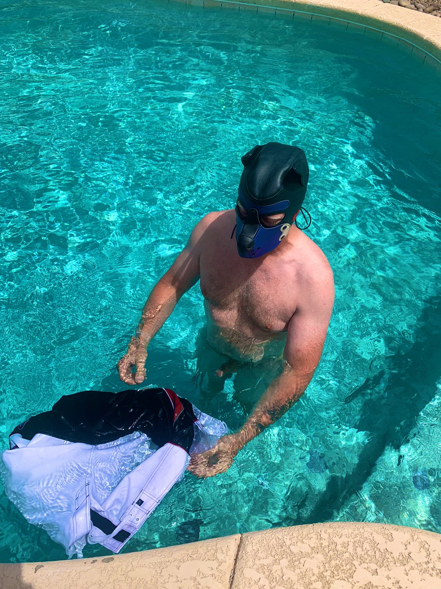 Most of you did not know that I’m a water dog. But oops 😬 I lost my shorts. Show me you without your shorts. #PuppyPlay #LeatherPup #PoolPup #NakedPup #NoShorts