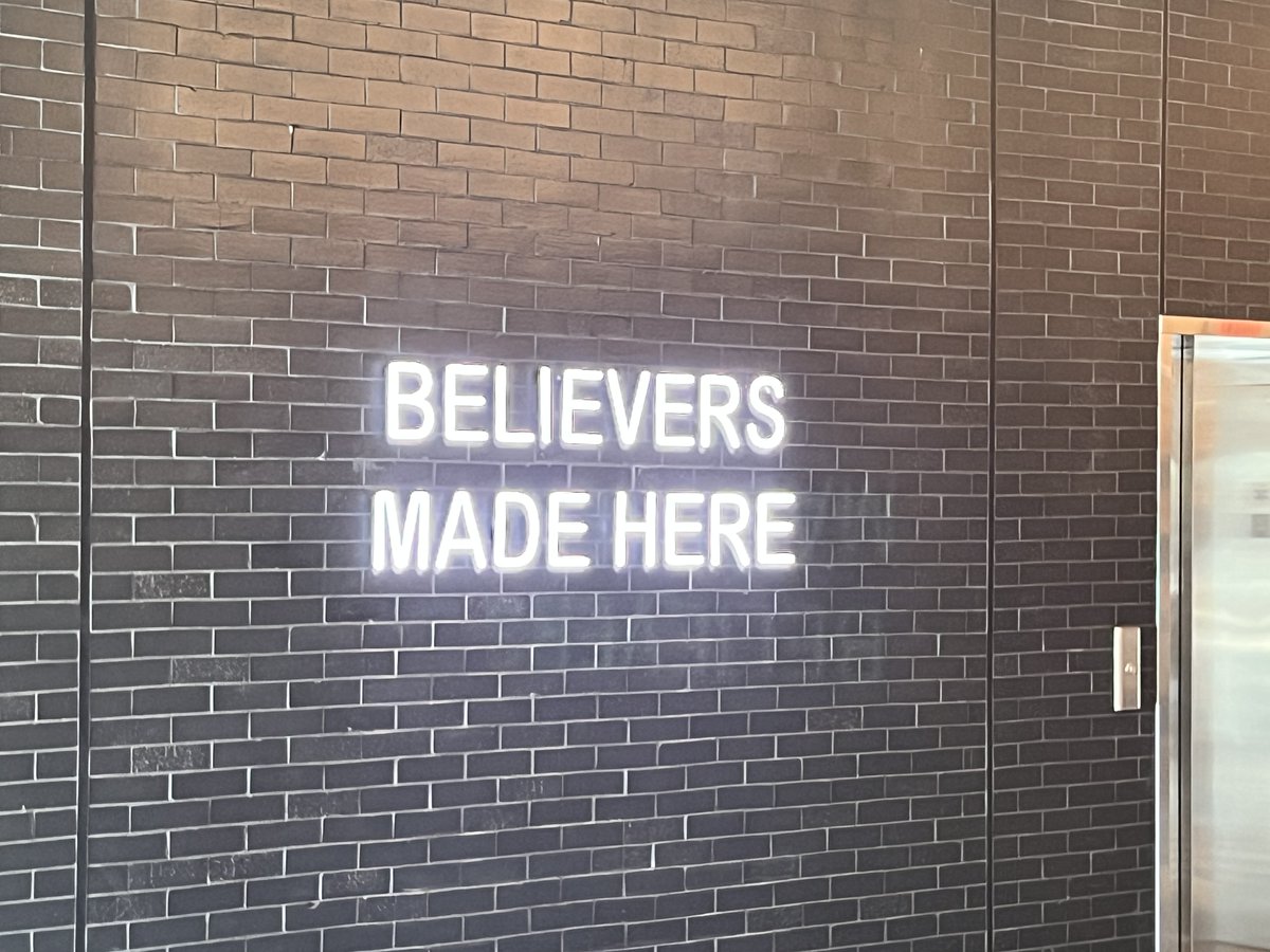 LIFT (@newsfromlift) on Twitter photo Thank you <a href="/DeloitteUS/">Deloitte US</a> & <a href="/SiemensUSA/">Siemens USA</a> for hosting our CEO and CDO this week at the Smart Factory in Wichita, KS! Great facility and a key asset to American #manufacturing. Everyday we are continuing to Drive American #AdvancedManufacturing Into the Future! Thank you <a href="/DeloitteUS/">Deloitte US</a> & <a href="/SiemensUSA/">Siemens USA</a> for hosting our CEO and CDO this week at the Smart Factory in Wichita, KS! Great facility and a key asset to American #manufacturing. Everyday we are continuing to Drive American #AdvancedManufacturing Into the Future!